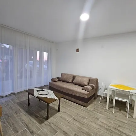 Gong Apartment